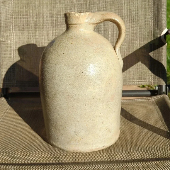 Earthenware  Jug - Picture 4 of 7